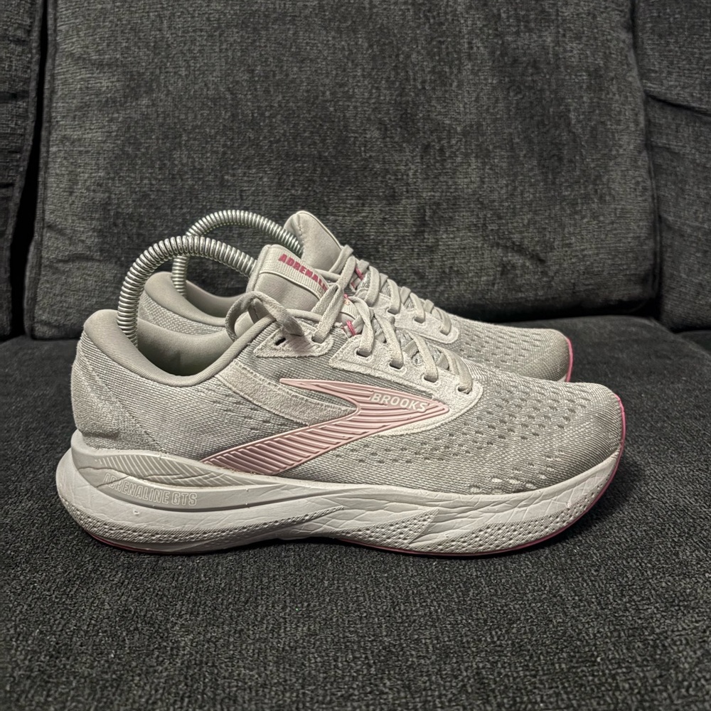Brooks Adrenaline GTS 24 1204261B019 Alloy Running Shoes Sneakers Women Sz 8.5 B